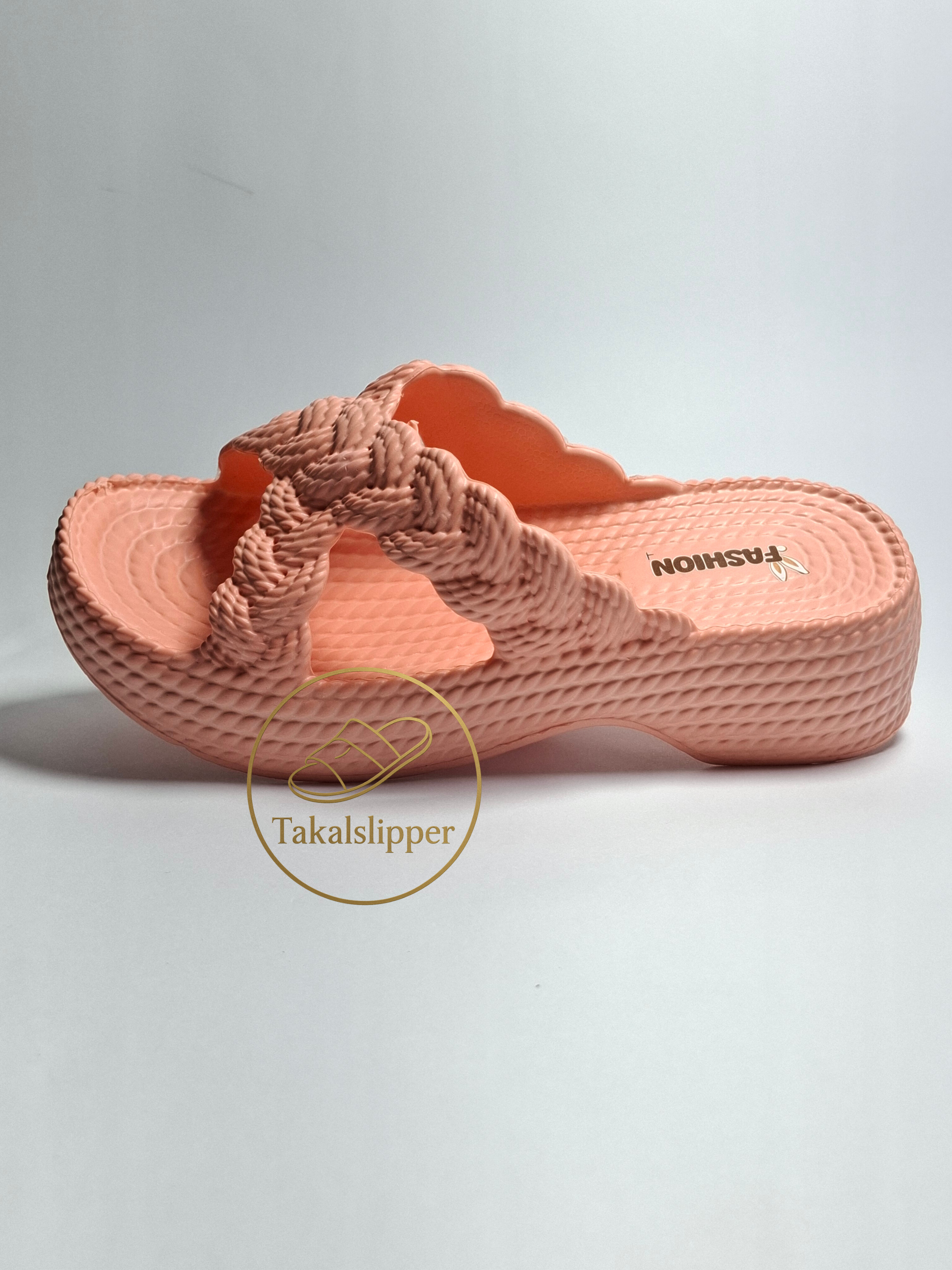 دمپایی زنانه پاپا مدل آوینا