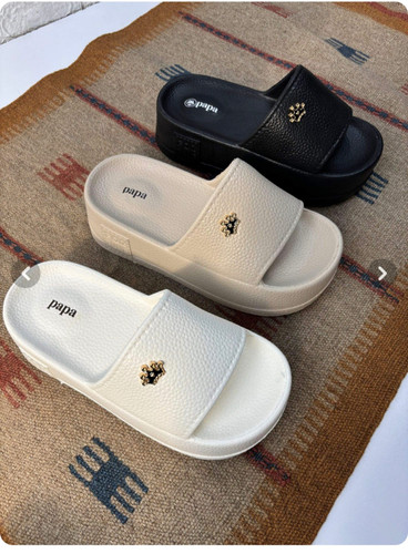 دمپایی زنانه مدل تاج لژدار شرکت پاپا