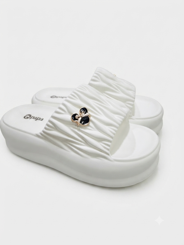 دمپایی زنانه مدل سوفیا شرکت پاپا